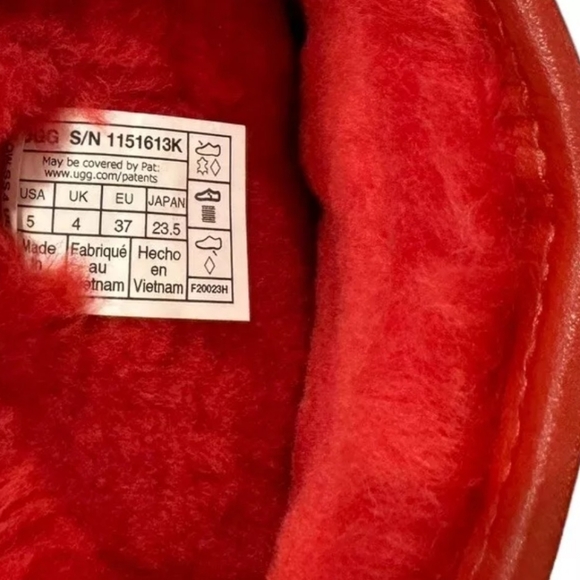 NWOB Ugg Girls Gel Hearts Boots Metallic Red  Size Youth/Womens 5 - Picture 5 of 6